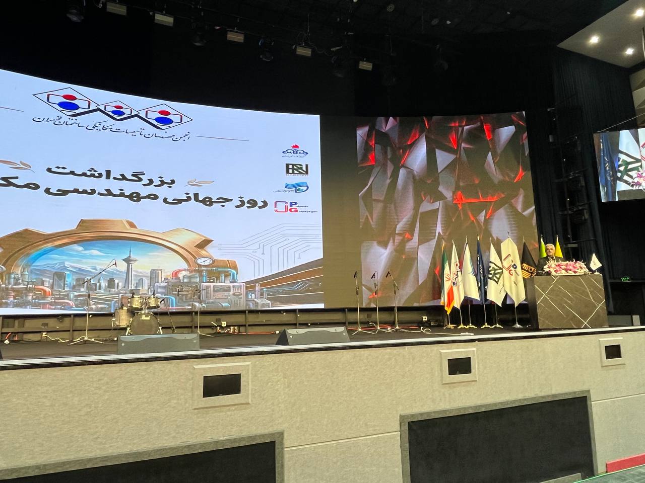 تأکید رئیس هیأت عامل صندوق ملی مسکن بر نقش جامعه مهندسی در توسعه بخش مسکن